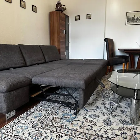 Apartment 5 Mins To Kadewe N Ku'damm *