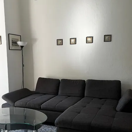 Appartement 5 Mins To Kadewe N Ku'damm Berlijn